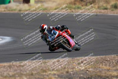 media/Apr-19-2025-AHRMA (Sat) [[3d98ca3309]]/Race/Group 8/Turn 4/